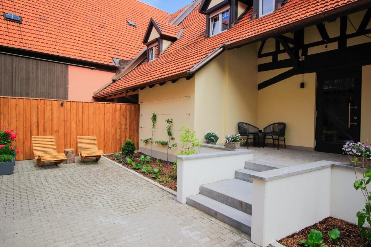 Gasthof Pension Zum Goldenen Hirschen Burgbernheim Exterior foto